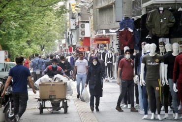 کرکره‌های مشاغل ممنوعه بالاست