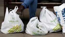 اعتیاد مد به کیسه های پلاستیکی Fashion’s Polybag Addiction